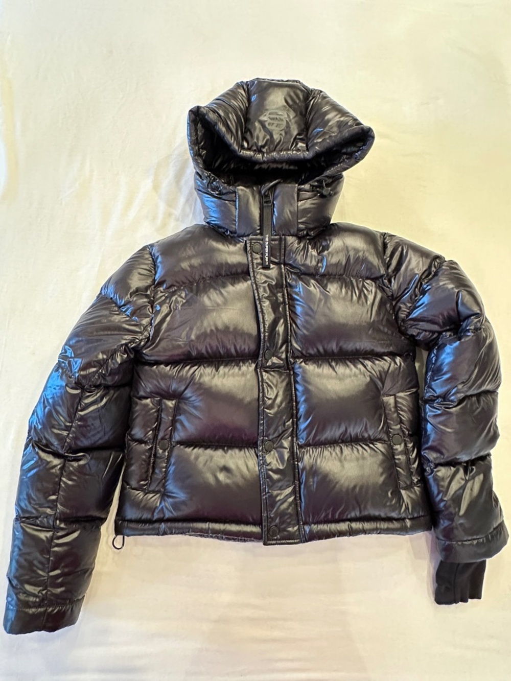 Aritzia The Super Puff Glossy Black Hooded Puffer Jacket XXS